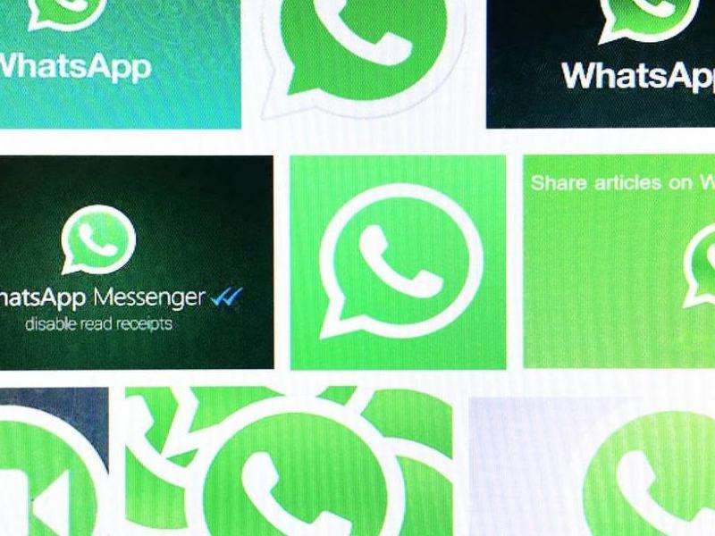 whatsapp一直显示一个时钟